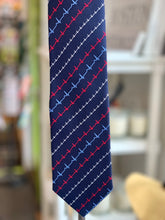 Load image into Gallery viewer, 100% Silk Tie &quot;Heartbeat&quot;